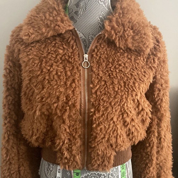 SALE LAST 1 Teddy Faux Fur Zip-up Jacket Large - Picture 5 of 6